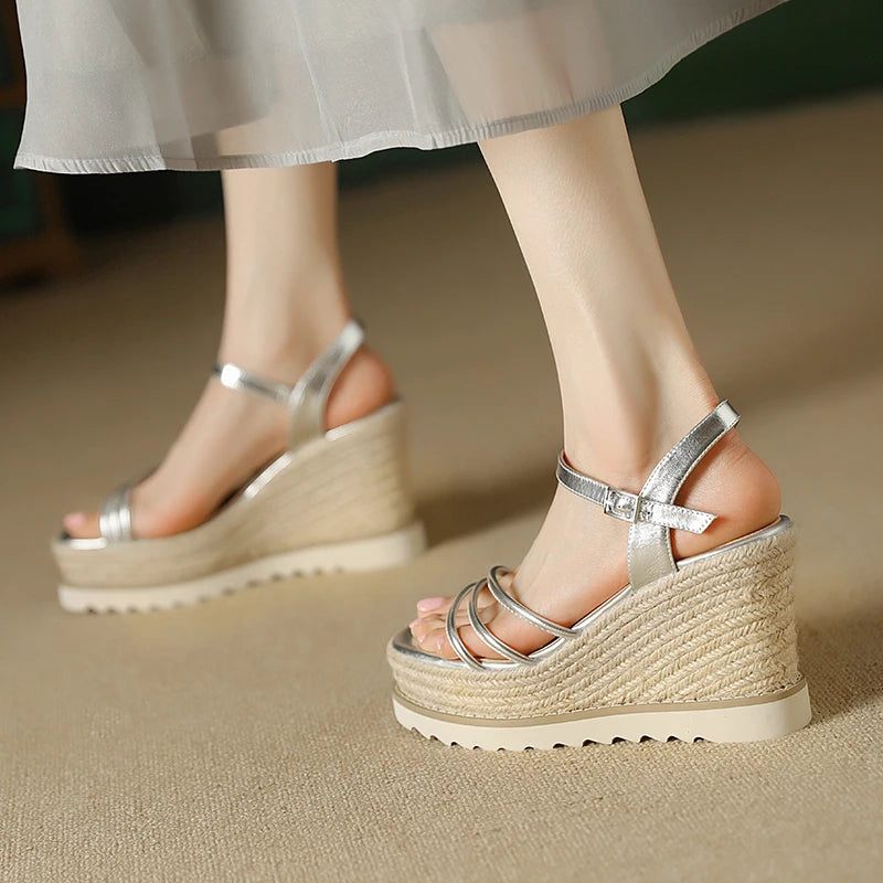 Dame Casual Spænde Sandaler Kvinder Syntetisk Platform Sommer Sko Kiler Højhælede - Sølv