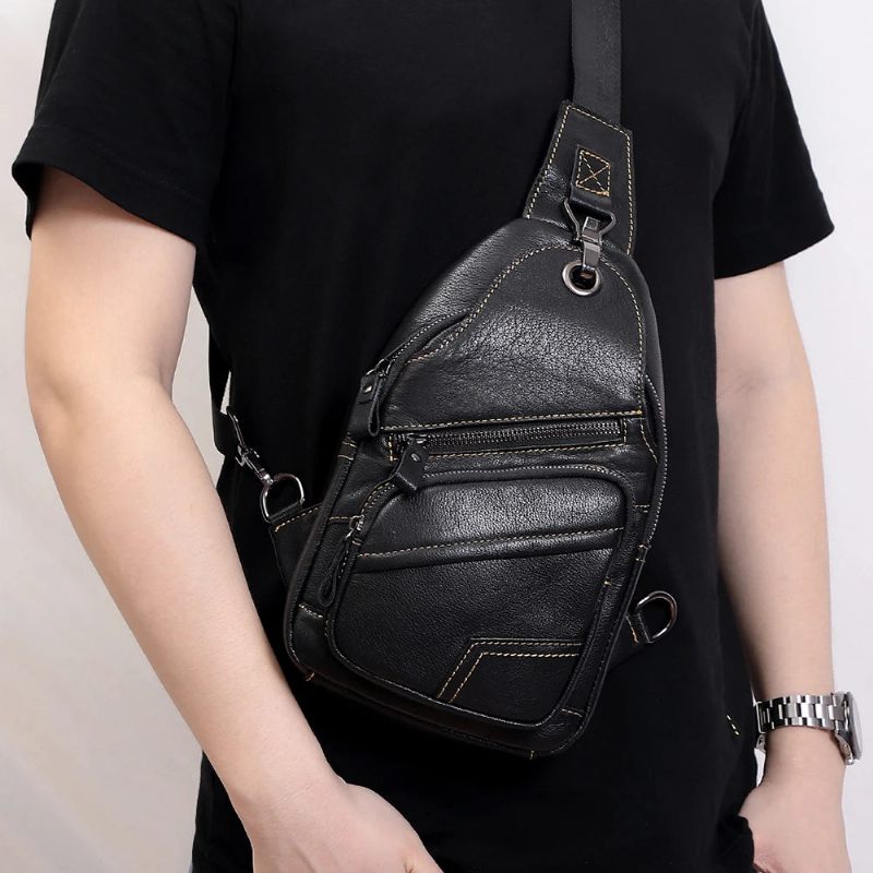 Ægte Læder Herre Skuldertaske Brysttaske Vintage Casual Sling Tasker Til Mænd Mand Bryst Pack Med Med Øretelefon Hul - Sort